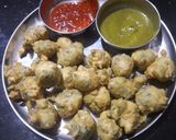 મેથી નાં ફૂલવડા રેસીપી સ્ટેપ3ફોટો