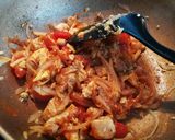 รูปขั้นตอนการทำที่ 10 ของ มักกะโรนีไก่แซ่บๆ