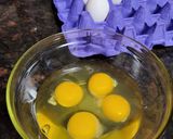 Foto del paso 3 de la receta: Huevos en caldillo