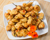 Foto del paso 5 de la receta: Flores de Caléndula Rebozadas