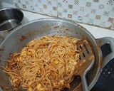 Foto langkah ke 4 dari resep Spageti sarden 👍.