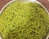 Foto langkah ke 7 dari resep Mie Bayam Segar No pengawet dan MSG.