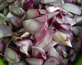 Gambar langkah 3 resipi Tempe Dan Bawang Krispi.