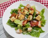 Foto langkah ke 3 dari resep Caesar Salad.