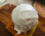 Foto langkah ke 9 dari resep Bola-bola brownis keju isi strawberry.