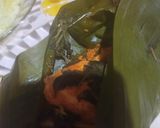Foto langkah ke 5 dari resep Pepes Ayam Rica-Rica Kemangi.