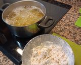 Foto del paso 2 de la receta: Lumaconi relleno de Salmón y queso con salsa de espinacas (Airfryer)