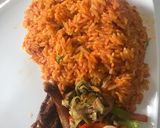 A picture of step 7 of Jollof rice and stir fry veggies with chicken #hubyfavouritedish.