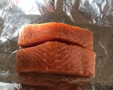 A picture of step 2 of Honey Lemon Salmon.
