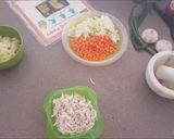 Foto langkah ke 6 dari resep Lumpia Komplit dengan Saus.