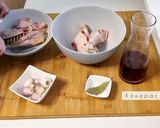 Φωτογραφία βήματος 1 της συνταγής Coq Au Vin (Κόκορας Κρασάτος)
