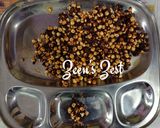 A picture of step 3 of Chana or Roasted Gram Laddoos.