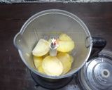Foto langkah ke 3 dari resep Potato Cheese Ball.