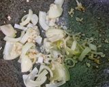 Foto langkah ke 2 dari resep Ayam Kukus Bawang.