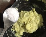 A picture of step 9 of Shakarkand Halwa.