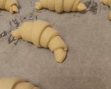 Foto del passaggio 10 della ricetta Cornetti sfogliati