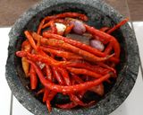 Foto langkah ke 3 dari resep Sambal Goreng Terasi.