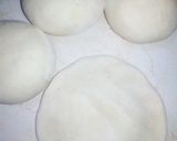 A picture of step 3 of Pinwheel samosay.