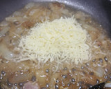 Foto del paso 5 de la receta: Lomo con pasas y cebolla caramelizada