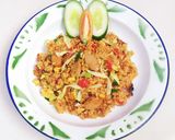Foto langkah ke 9 dari resep Nasi Goreng Ayam.