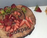 A picture of step 1 of Strawberry compote.