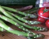 A picture of step 1 of Garlicky Broad Beans, Asparagus & Rice.
