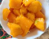 A picture of step 1 of Mango Lassi.