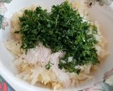 A picture of step 3 of Maggi Aloo Snack.