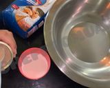 A picture of step 1 of Chessey Pizza Bites.