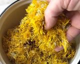 Фото кроку 2 до Варення з кульбаби.