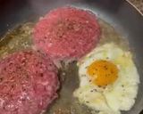 Hình bước làm 8 của món Đổi Gió Với Steak Burger và Khoai Tây Nướng Thảo Mộc