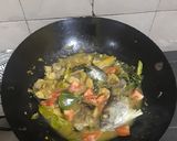 Foto langkah ke 4 dari resep Ikan Tuna Kuah Kuning.