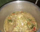 Foto langkah ke 6 dari resep Soto Ayam Kuah Kuning.