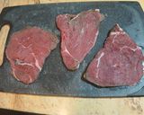 Foto del paso 1 de la receta Filetes de ternera en salsa