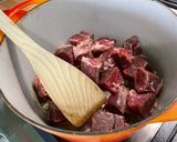 A picture of step 5 of Peposo-Style Beef with Black Pepper and Red Wine.