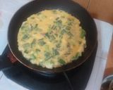 Foto langkah ke 3 dari resep Telur dadar padang.