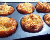Foto langkah ke 6 dari resep Cup Bread isi smoked beef keju.