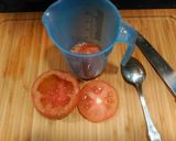 Foto del paso 3 de la receta Tomate relleno con Huevo o Egg Omelette