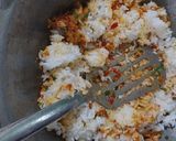 Foto langkah ke 5 dari resep Nasi goreng tek tek.