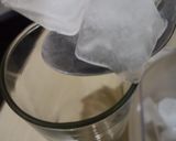 Foto langkah ke 3 dari resep Es Teh Manis fav kk ade.