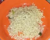 Foto langkah ke 6 dari resep Mie siram ala rumah Ambolay.