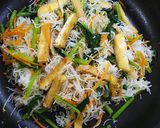 Hình bước làm 4 của món Bún gạo xào chay