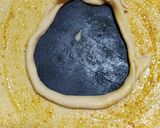 A picture of step 3 of Egg Lachha Paratha.