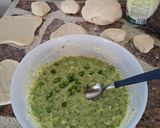 Foto del paso 4 de la receta: Minis tartitas de brócoli y queso con salsa blanca 🥦🧀🥧