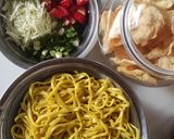 Foto langkah ke 4 dari resep Soto Mie Bogor.