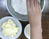 Foto langkah ke 2 dari resep Fancy Cookies with Royal Icing.
