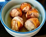 Hình bước làm 1 của món Trứng vịt lộn um bầu