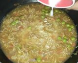 A picture of step 4 of Maggi soup.