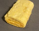 A picture of step 6 of Japanese seaweed tamagoyaki - rolled omelette.