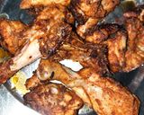 A picture of step 3 of Fry chicken with gravy.